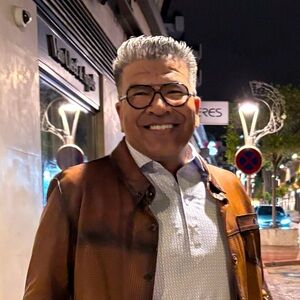 Meet your Posher, Tony